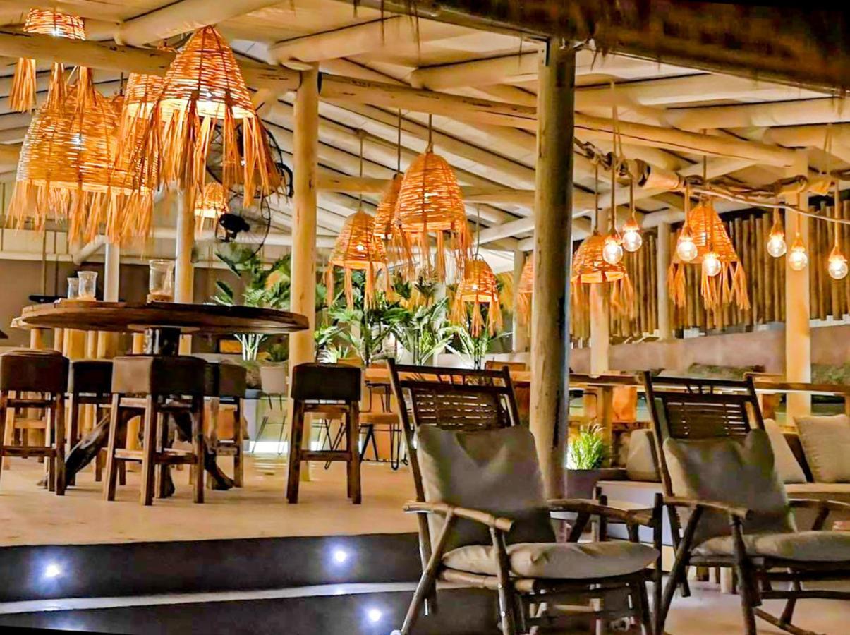 Cubaneros Holiday Inn Laganas Luaran gambar