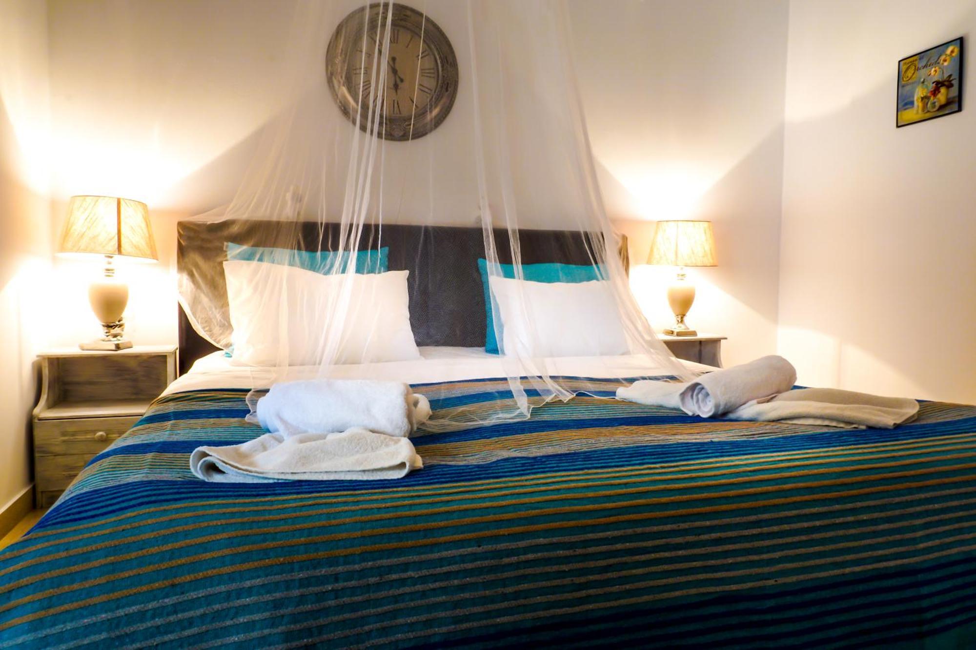 Cubaneros Holiday Inn Laganas Bilik gambar