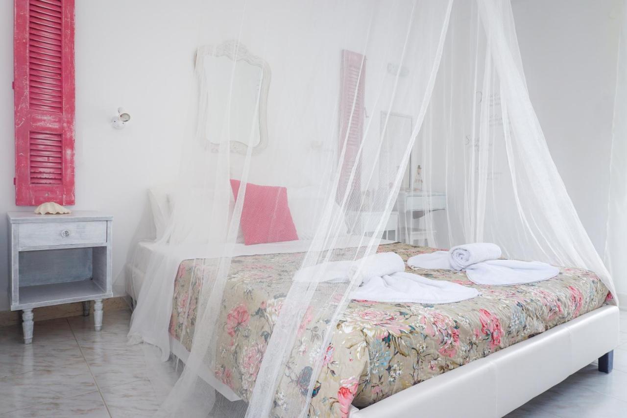 Cubaneros Holiday Inn Laganas Luaran gambar