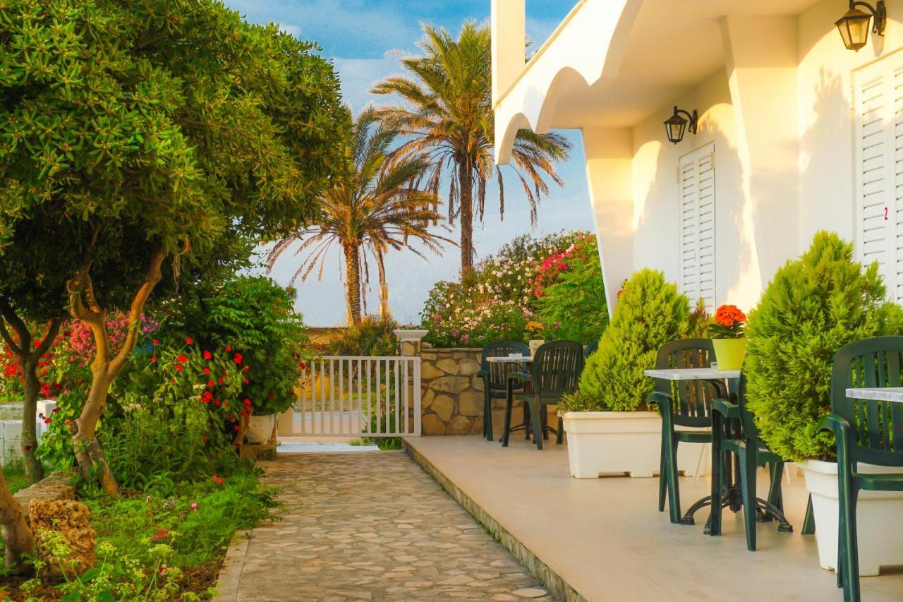 Cubaneros Holiday Inn Laganas Luaran gambar